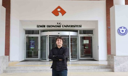 İEÜlü Burak, İngilterede uzay eğitimi alacak