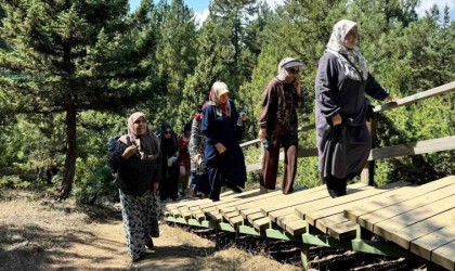 Kadınlar, Büyükşehirin gezisinde doğayla bütünleşti