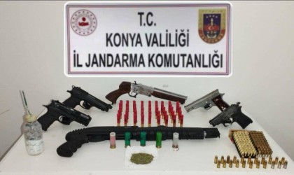 Konyada silah kaçakçılarına operasyon: 1 gözaltı