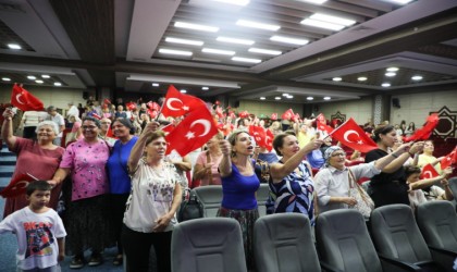 ‘Kurtuluşun Kadınları oyunu izleyicileri mest etti