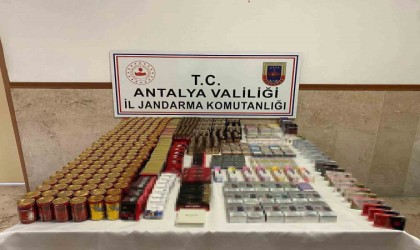 Manavgatta bir markete kaçak sigara baskını