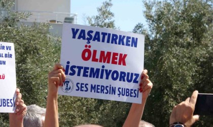 Mersinde hemşire ve doktorun darp edilmesi protesto edildi