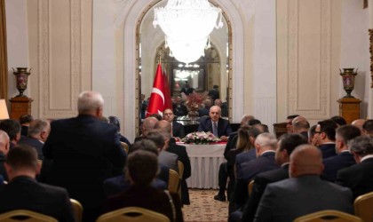 TBMM Başkanı Kurtulmuş: “Rusya-Ukrayna arasındaki gerilimde bir an evvel adil ve kalıcı bir barışın olması için elimizden gelen her türlü arabuluculuğu ortaya koymaya çalışıyoruz”