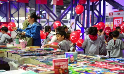 10. Malatya Anadolu Kitap ve Kültür Fuarı yoğun katılımla devam ediyor