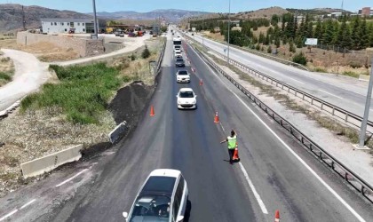 43 ilin geçiş güzergahında uyuşturucu tacirlerine geçit yok: 3 şüpheli tutuklandı