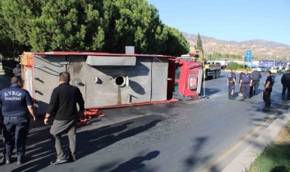 Aydında itfaiye aracı ile otomobil çarpıştı