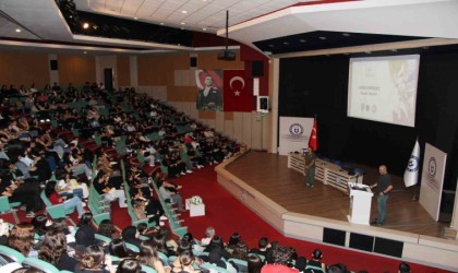 Aydında üniversite öğrencilerine ‘Bağımlılıkla Mücadele” semineri verildi