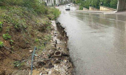 Bartında hem yağmur hem de kar yağışı etkili oldu