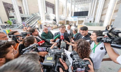 Başkan Tugay: “Şerhimi paylaşarak imzalayacağım”