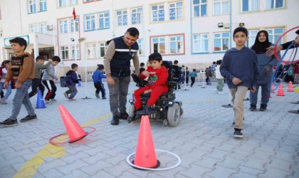 Battalgazideki çocuk şenliğine yoğun ilgi