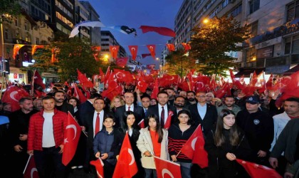 Beşiktaş, Beyoğlu ve Şişlide Cumhuriyetin 101. yılı coşkuyla kutlandı