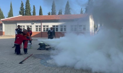 Bilecikte ilkokul ve ortaokul öğrencilerine yangın eğitimi