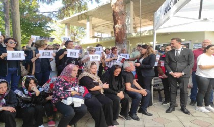 Cenazede Sıla bizim kızımız pankartları açıldı