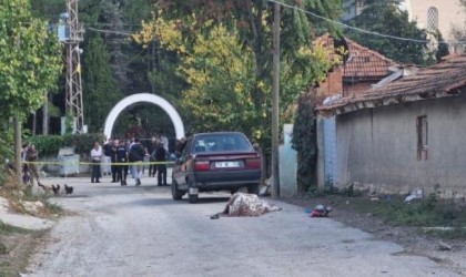 Cinayete kurban giden köy muhtarı toprağa verildi