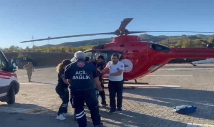 Dağda düşerek ayağı kırılan kadın, hava ambulansı ile hastaneye kaldırıldı