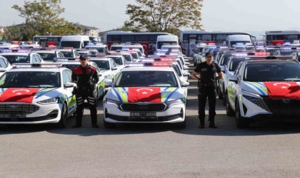 Denizlide jandarma ve polisin 141 yeni aracı hizmete alındı