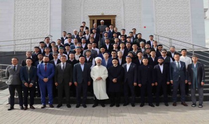 Diyanet İşleri Başkanı Erbaş, Kazakistanda bir dizi ziyarette bulundu