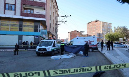 Elazığda beton pompa aracının çarptığı yaşlı adam hayatını kaybetti