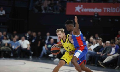 EuroLeaguede Türk derbisinin kazananı Fenerbahçe Beko