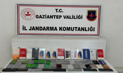 Gaziantepte 1 milyon TL değerinde kaçak telefon ele geçirildi