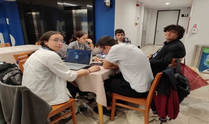 Güngörende dünyanın en büyük Hackathonu NASA Space Apps Challenge başladı