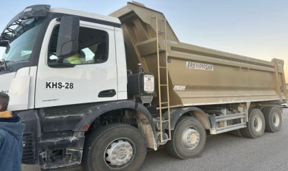 Hem ehliyeti olmayan hem de sahte plakayla trafiğe çıkan sürücüye ceeza yağdı