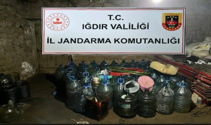 Iğdırda 4 bin 150 litre kaçak akaryakıt ele geçirildi