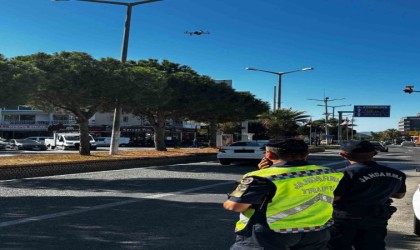 Kuşadası jandarmasından hava destekli trafik denetimi