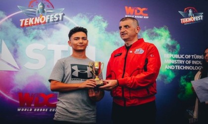 Kütahyalı milli sporcu Doruk Cengiz, Teknofest 2024te ikincilik elde etti