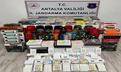 Markette bandrolsüz sigara ve tütün mamulleri ele geçirildi