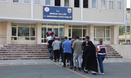 Mersin merkezli 9 ilde DEAŞ operasyonu: 13 gözaltı