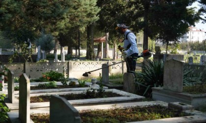 Mevsime uygun bakım çalışmaları yapılıyor