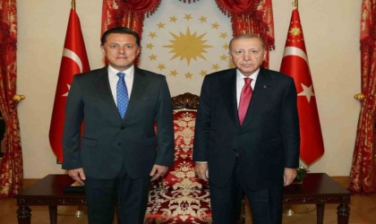 Nebi Hatipoğlu, Eskişehirin ihtiyaç ve eksikliklerini Cumhurbaşkanı Erdoğan ile görüştü