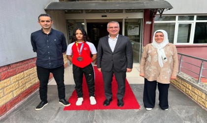 Orduda imam hatip lisesi öğrencisi, bilek güreşinde dünya 3üncüsü oldu