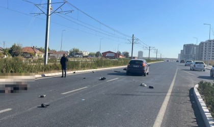 Otomobil çarpan elektrikli motosiklet sürücüsü yaralandı