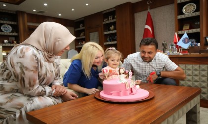 Rahim nakliyle dünyaya gelen Özlenen bebek 2 yaşında