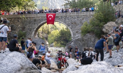 Sea To Skyı zirvede tamamlayan Alman sporcu Manuel Lettenbichler oldu