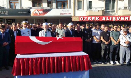 Şehit Piyade Uzman Çavuş Burak Geniş memleketi Yenicede toprağa verildi