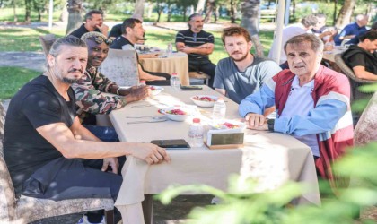 Şenol Güneş, eski öğrencileriyle bir araya geldi