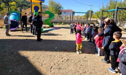 Simavda miniklere polislik mesleği tanıtıldı