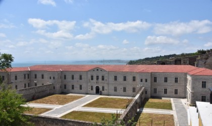 Sinop Tarihi Cezaevi teşhir-tanzim ve yürüyüş yolları ihalesi yapıldı