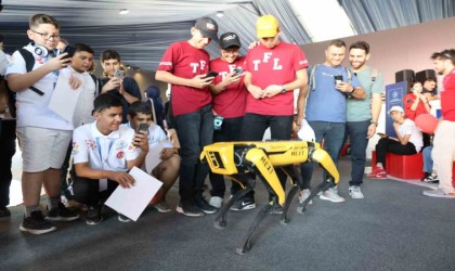 TEKNOFESTte Robot Mext için sevgi yarışı