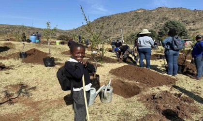 TİKAdan kuruluşunun 200. yılında Lesotho Krallığına 2000 fidan