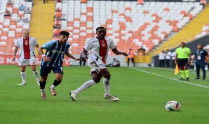 Trendyol Süper Lig: Adana Demirspor: 1 - Samsunspor:0 (İlk yarı)