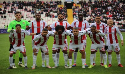 Trendyol Süper Lig: NG Sivasspor: 1 - A. Hatayspor: 1 (İlk yarı)