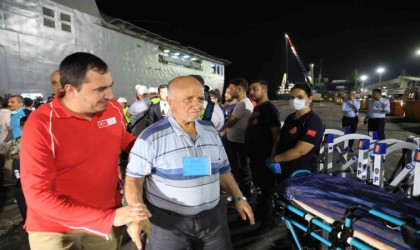 Türk Kızılaydan Lübnandan tahliye edilenlere sıcak yemek