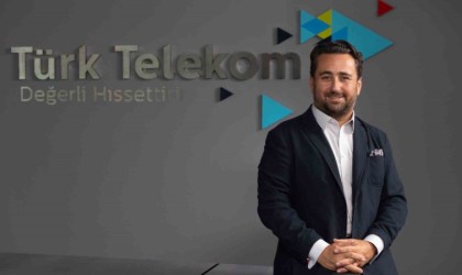 Türk Telekom Dünya Yaşlılar Gününde Darülaceze sakinlerini AKMde ağırladı