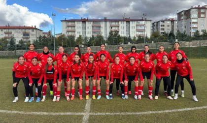 U17 Kız Millî Takımı Erzurumda toplandı