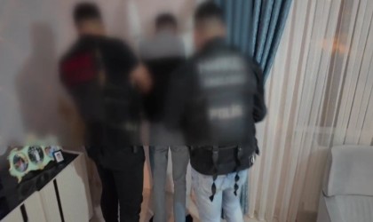 Uyuşturucu kullanan oğlunu kendi elleriyle polise teslim etti