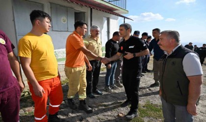 Vali Aktaş, Baklan yangın gözetleme kulesinde incelemelerde bulundu